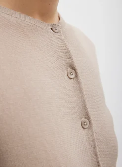 Knitwear & Sweatshirts><noscript><img width=