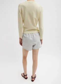 Knitwear & Sweatshirts><noscript><img width=