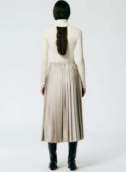 Skirts|Fundamentals - WOFs><noscript><img width=