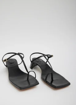 Heels|Sandals><noscript><img width=