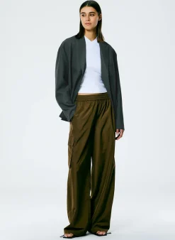 Pants & Shorts><noscript><img width=