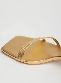 Heels|Sandals><noscript><img width=