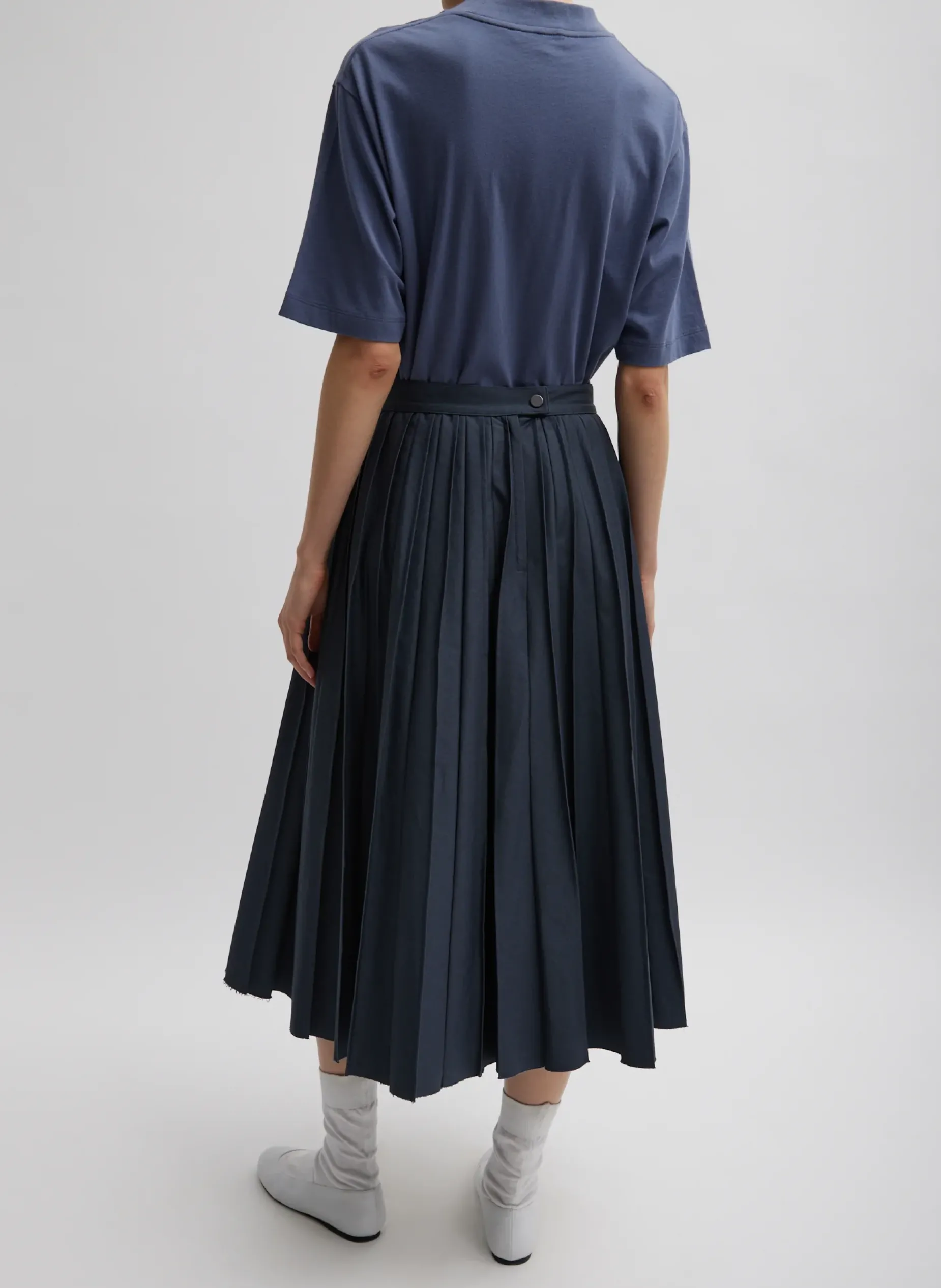 Tops|Fundamentals - WOFs>Tibi Mock Neck Unisex T-Shirt Dusty Navy