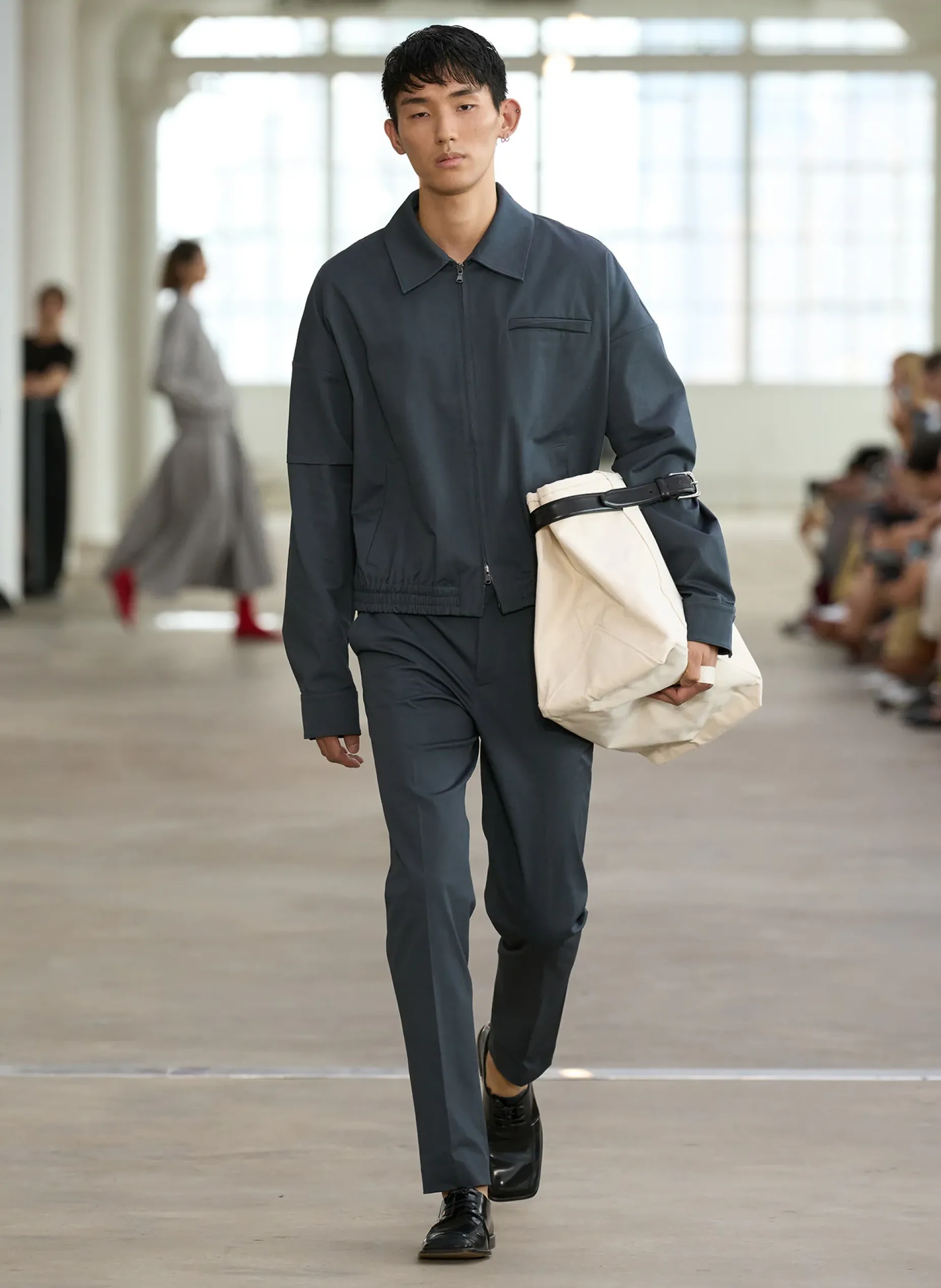 Suits|Pants & Shorts>Tibi Oliver Cotton Stretch Tricotine Lennon Ankle Pant Slate Blue