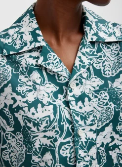 Tops|Curated Closets><noscript><img width=