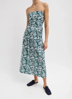 Skirts><noscript><img width=
