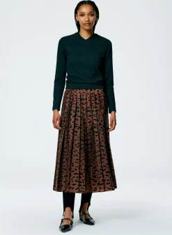 Skirts><noscript><img width=