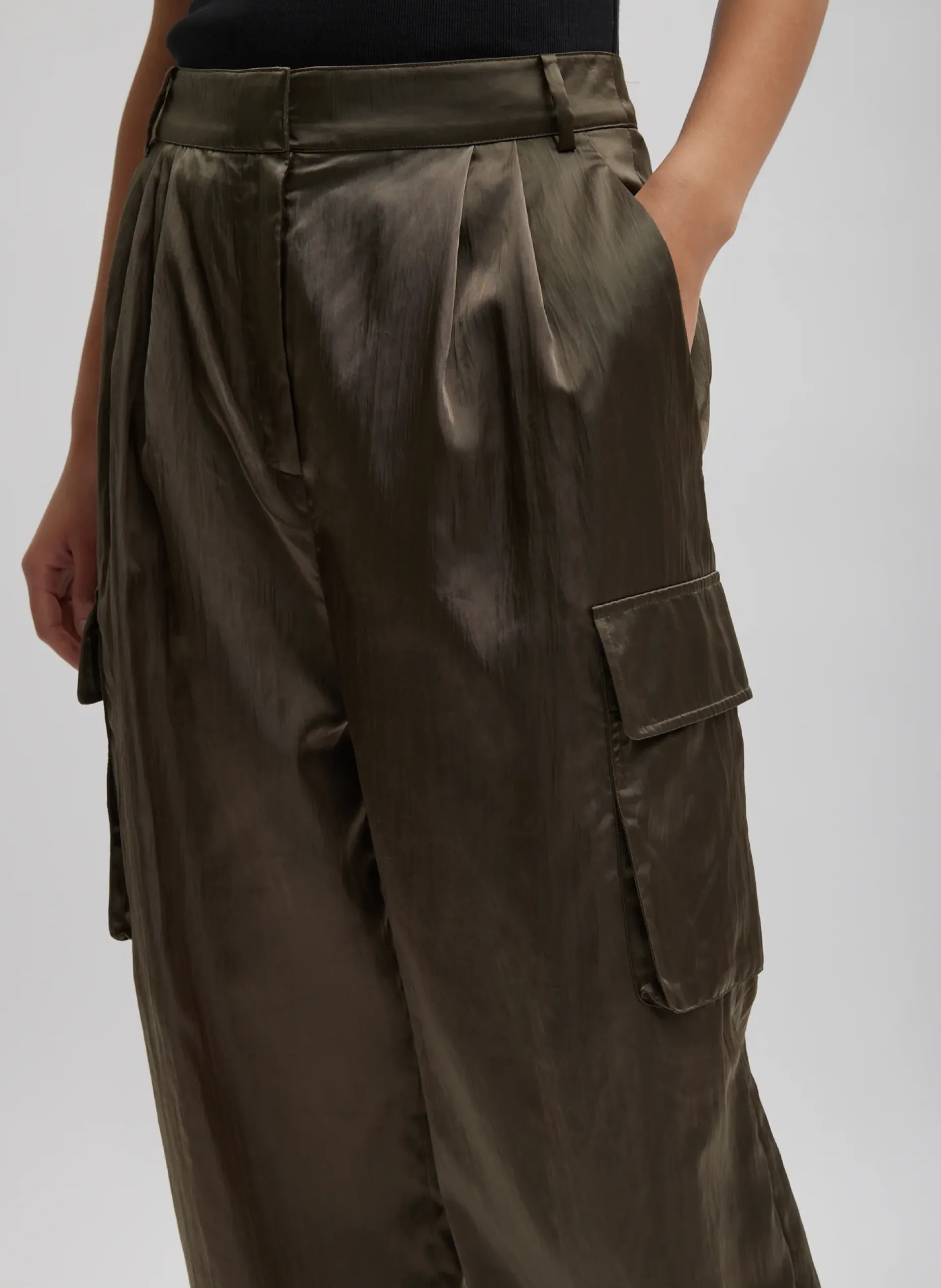 Pants & Shorts|Fundamentals - WOFs>Tibi Shiny Nylon Pleated Stella Cargo Pant Dune