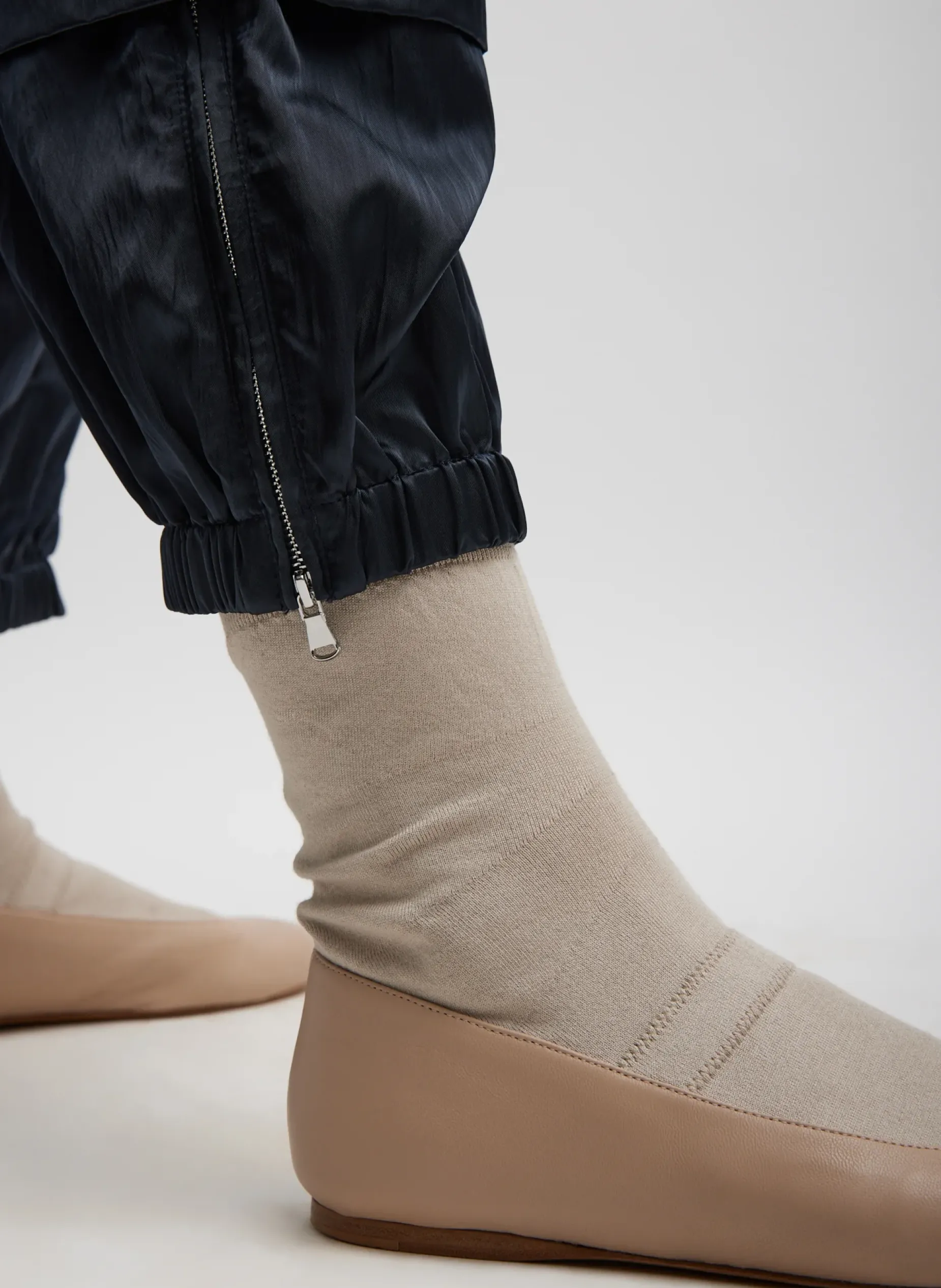Pants & Shorts|Fundamentals - WOFs>Tibi Shiny Nylon Pull On Wilt Jogger Navy