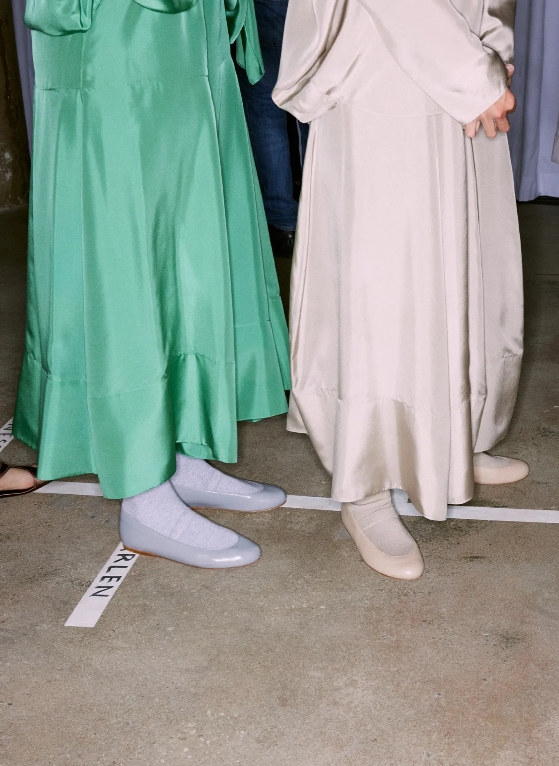 Skirts>Tibi Silk Habutai Circular Seamed Skirt Light Stone