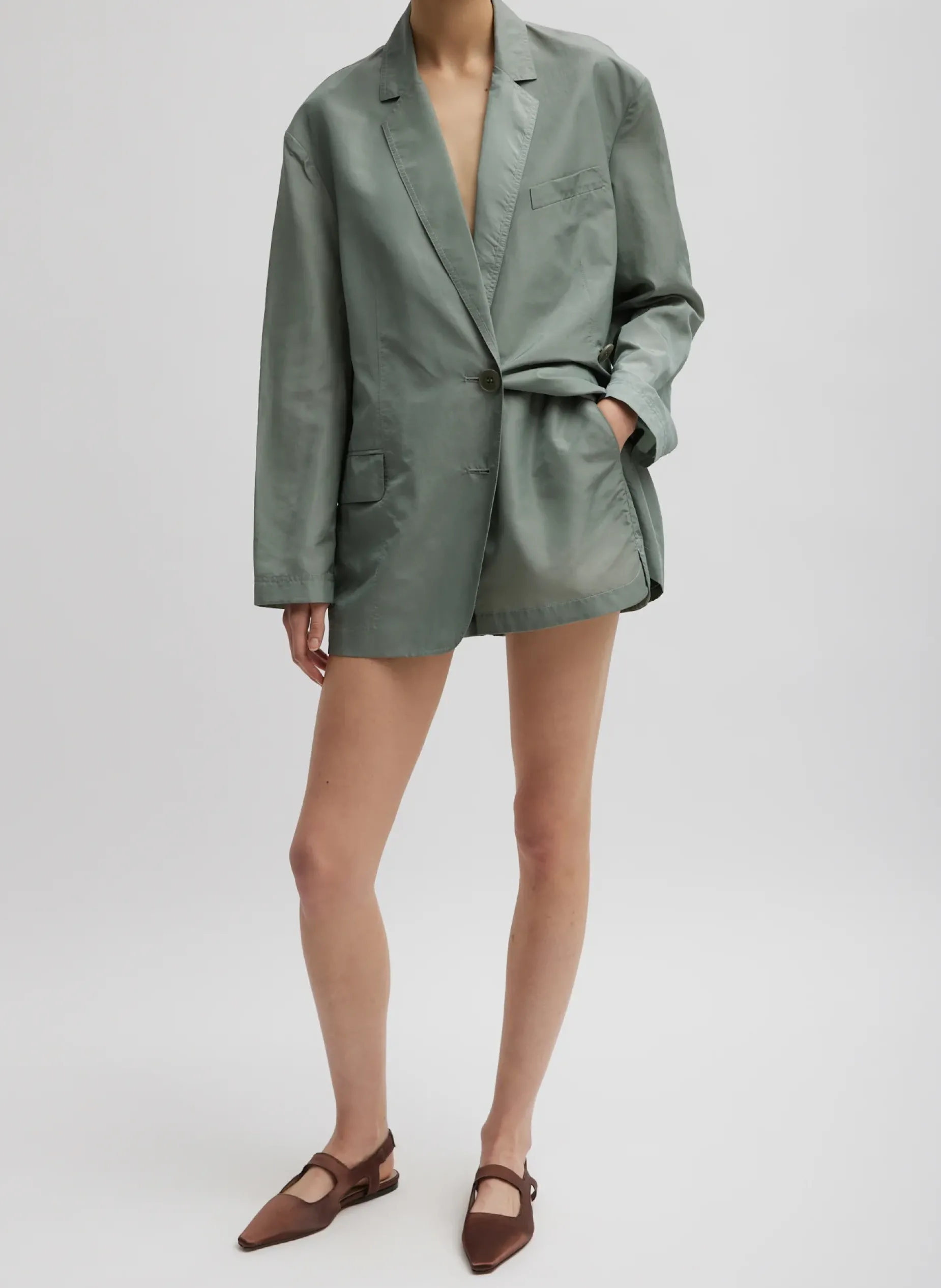 Suits|Pants & Shorts>Tibi Silk Nylon Pull On Shorts Pumice Grey