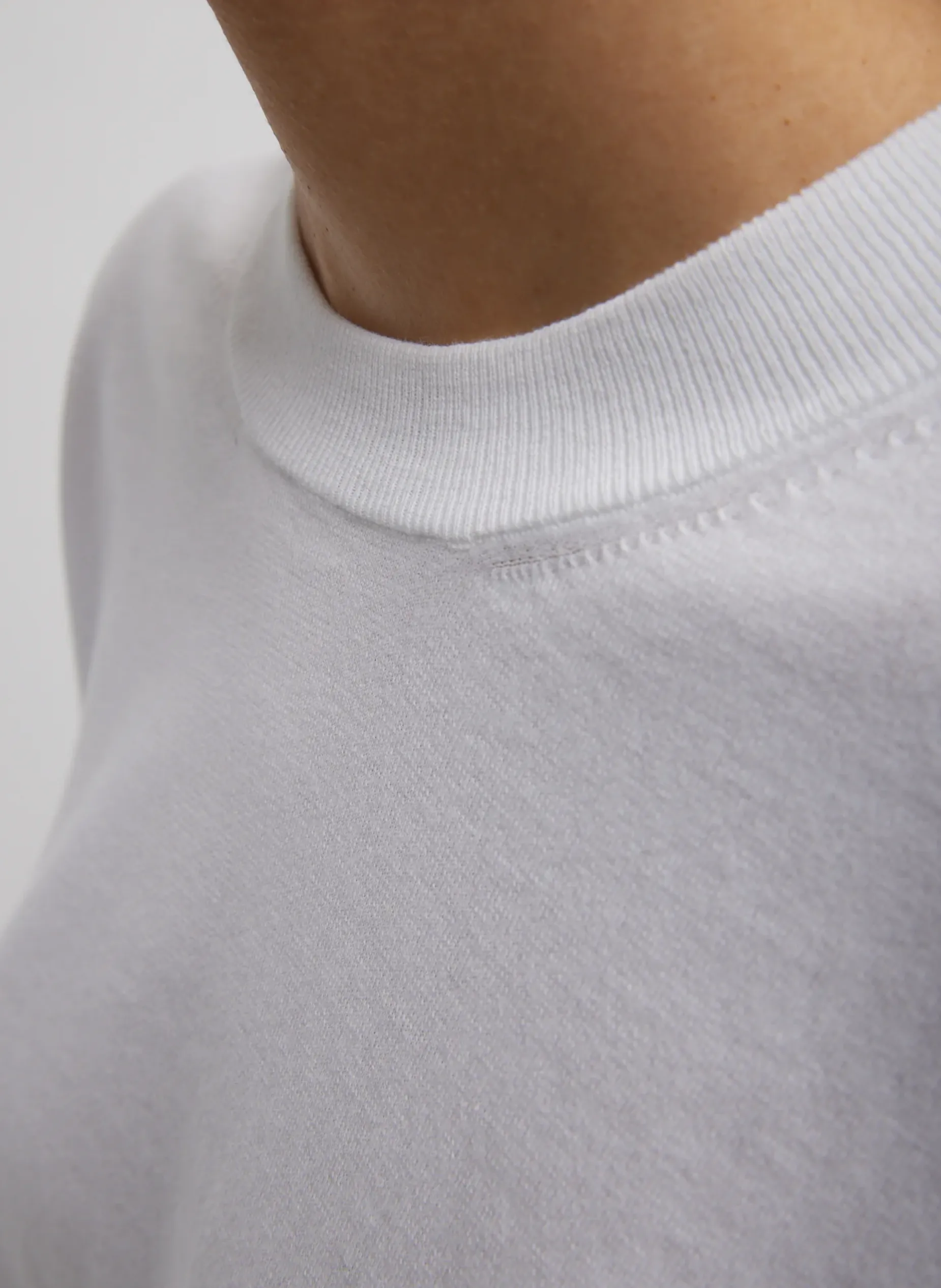 Knitwear & Sweatshirts|Fundamentals - WOFs>Tibi Super Fine Gauge Perfect Men's Pullover White